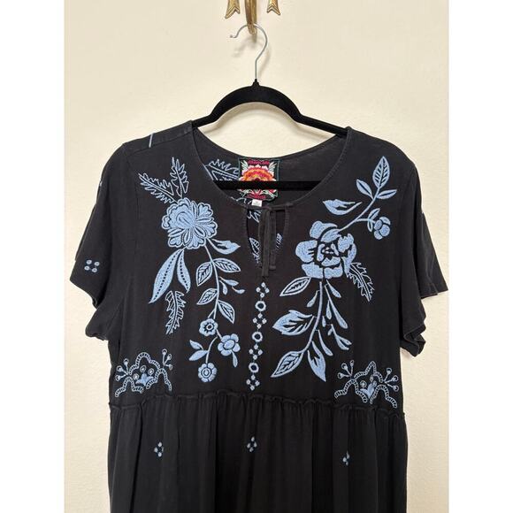 Johnny Was Lyra Tiered Ruffled Knit Dress Black Blue Floral Size Medium - Picture 3 of 6